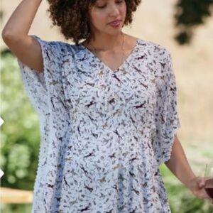EQL by Kerrits Daydream Gauze Tunic in White Spring Fever size L/XL horse print